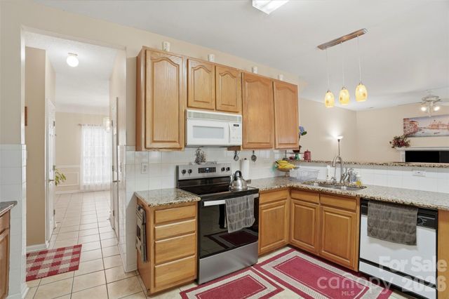 5619 Hedgecrest Place, Charlotte, NC 28269