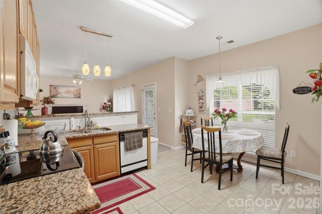 5619 Hedgecrest Place, Charlotte, NC 28269