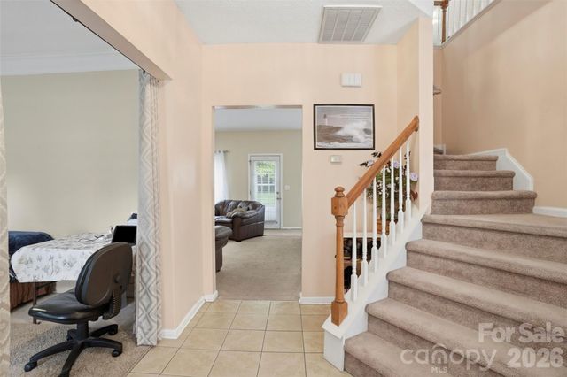 5619 Hedgecrest Place, Charlotte, NC 28269