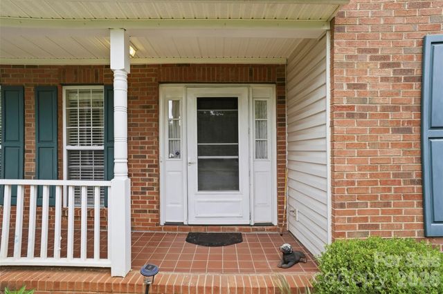 5619 Hedgecrest Place, Charlotte, NC 28269
