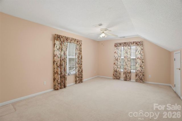 5619 Hedgecrest Place, Charlotte, NC 28269
