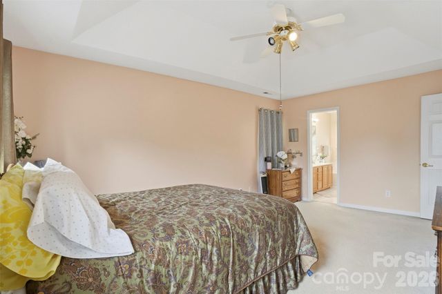 5619 Hedgecrest Place, Charlotte, NC 28269