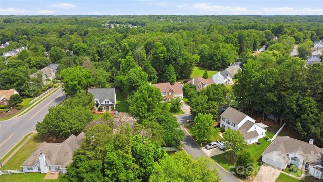 5619 Hedgecrest Place, Charlotte, NC 28269