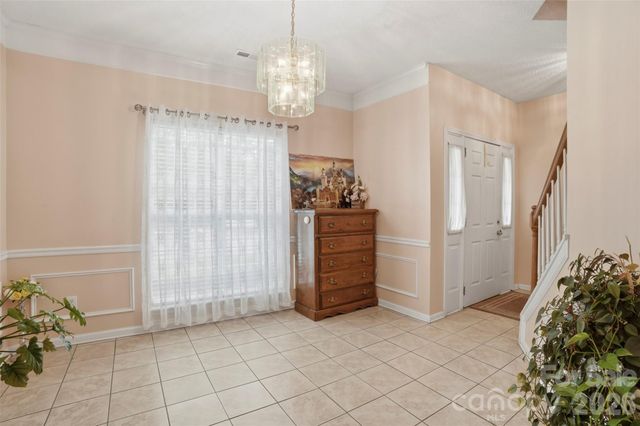 5619 Hedgecrest Place, Charlotte, NC 28269