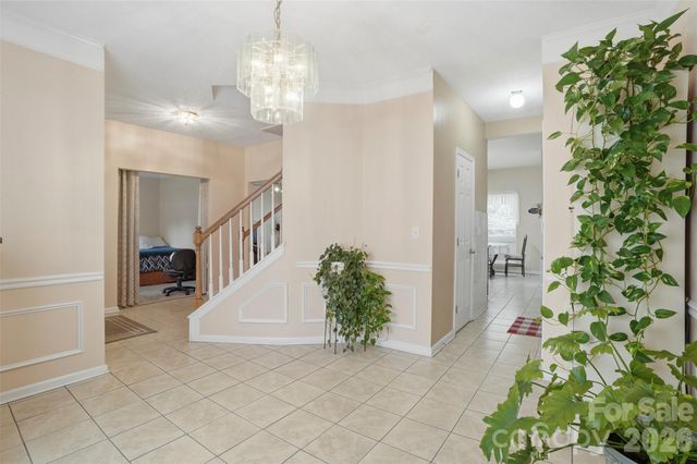 5619 Hedgecrest Place, Charlotte, NC 28269