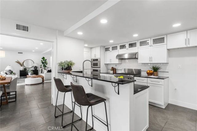 1903 E Bolingridge, Orange, CA 92865