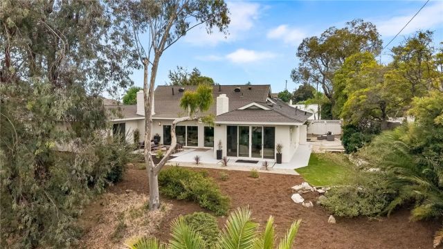 1903 E Bolingridge, Orange, CA 92865