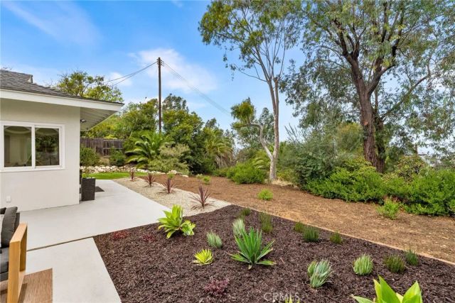 1903 E Bolingridge, Orange, CA 92865