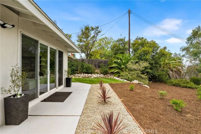1903 E Bolingridge, Orange, CA 92865