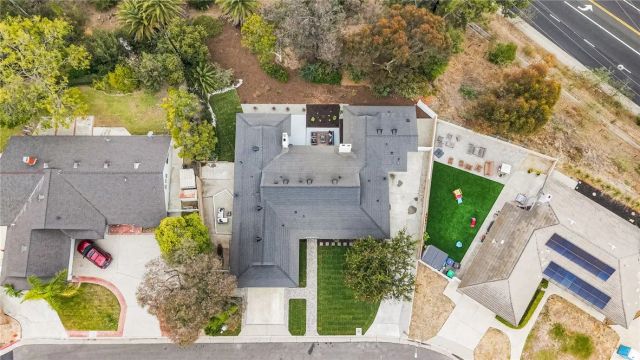1903 E Bolingridge, Orange, CA 92865