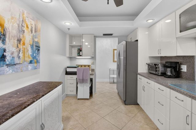 4748 S Ocean Boulevard 301, Highland Beach, FL 33487