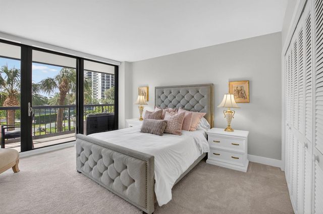 4748 S Ocean Boulevard 301, Highland Beach, FL 33487