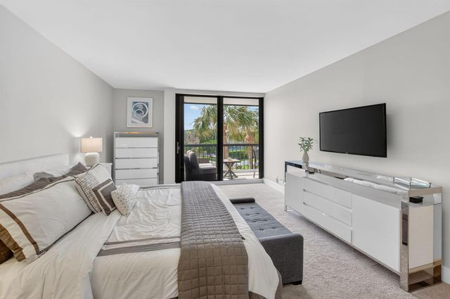 4748 S Ocean Boulevard 301, Highland Beach, FL 33487