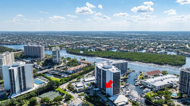 4748 S Ocean Boulevard 301, Highland Beach, FL 33487