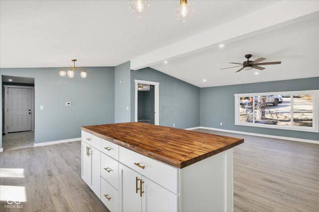 6645 Buffalo Drive, Nineveh, IN 46164