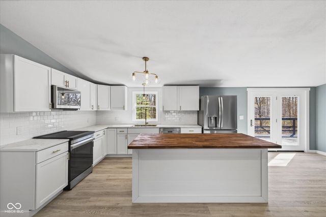 6645 Buffalo Drive, Nineveh, IN 46164