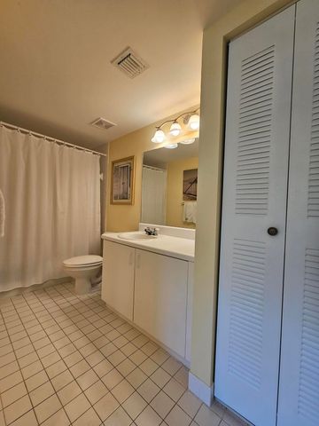 9537 Weldon Circle, Tamarac, FL 33321