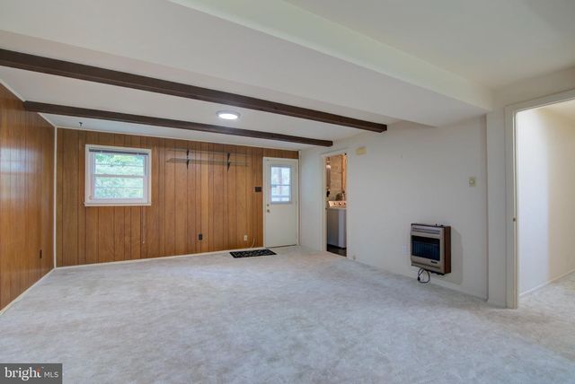 6914 HADLOW DR, Springfield, VA 22152