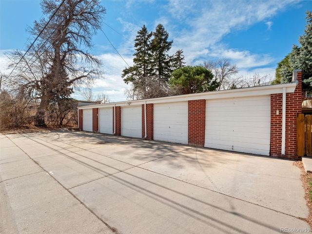 1820 S Saint Paul Street, Denver, CO 80210