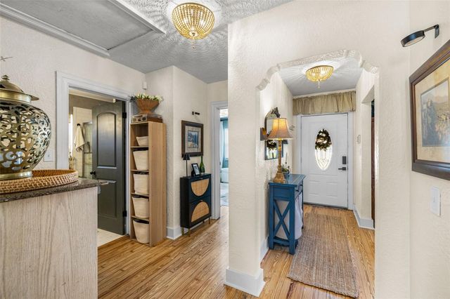 2116 W SAINT LOUIS STREET W, Tampa, FL 33607