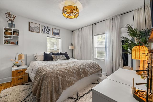 2116 W SAINT LOUIS STREET W, Tampa, FL 33607