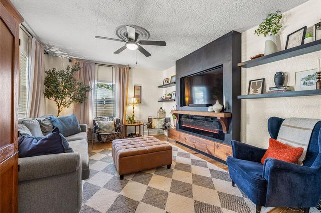 2116 W SAINT LOUIS STREET W, Tampa, FL 33607