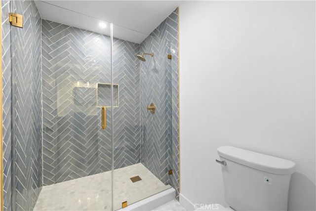 16512 Blackbeard Lane 204, Huntington Beach, CA 92649