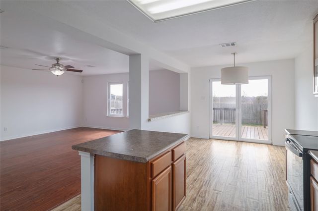 13237 Coomes DR, Del Valle, TX 78617