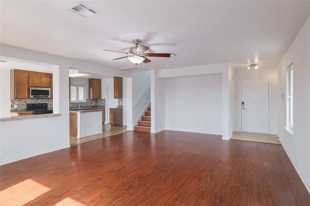 13237 Coomes DR, Del Valle, TX 78617