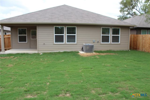 841 Margay Loop, Seguin, TX 78155