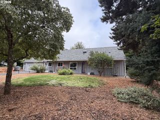 9885 Sw SATTLER St, Portland, OR 97224