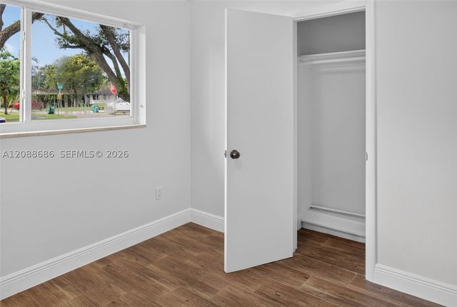9875 SW 83rd St 0, Miami, FL 33173