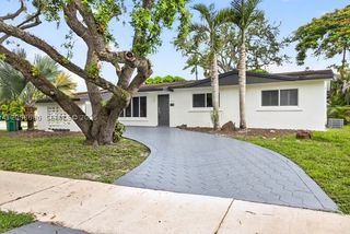 9875 SW 83rd St 0, Miami, FL 33173