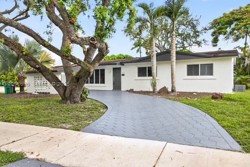 9875 SW 83rd St 0, Miami, FL 33173