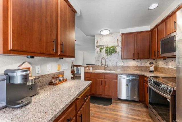 9409 Lake Murray Blvd D, San Diego, CA 92119