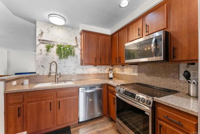 9409 Lake Murray Blvd D, San Diego, CA 92119