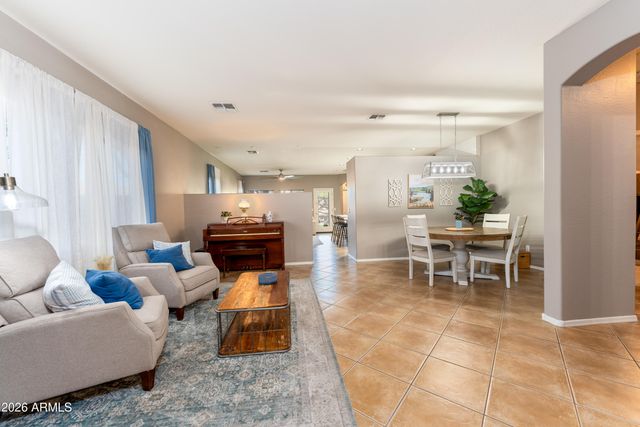 2570 W GRANITE PASS Road, Phoenix, AZ 85085