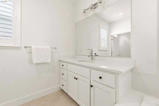 2225 Delta View Ave, Sacramento, CA 95832