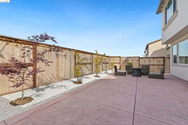 2225 Delta View Ave, Sacramento, CA 95832