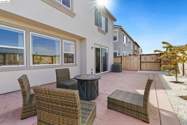 2225 Delta View Ave, Sacramento, CA 95832