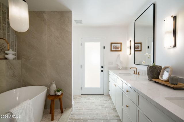 6009 E MONTE CRISTO Avenue, Scottsdale, AZ 85254