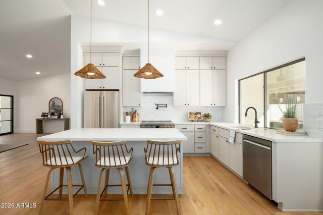 6009 E MONTE CRISTO Avenue, Scottsdale, AZ 85254