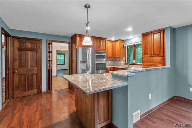 426 Hawthorne Place, Porter, NY 14174
