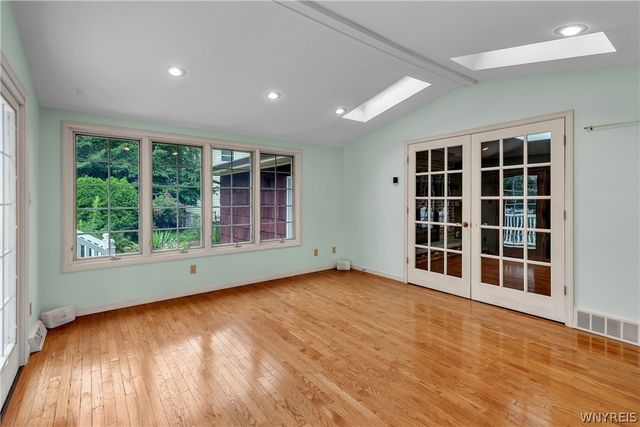 426 Hawthorne Place, Porter, NY 14174