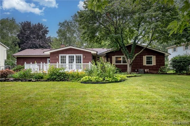 426 Hawthorne Place, Porter, NY 14174
