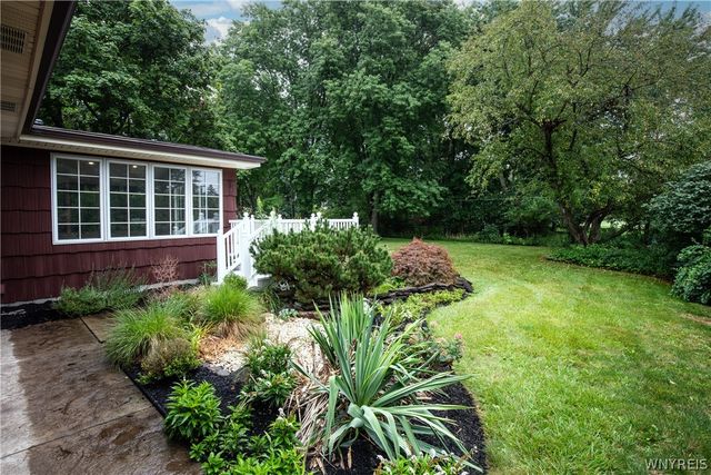 426 Hawthorne Place, Porter, NY 14174