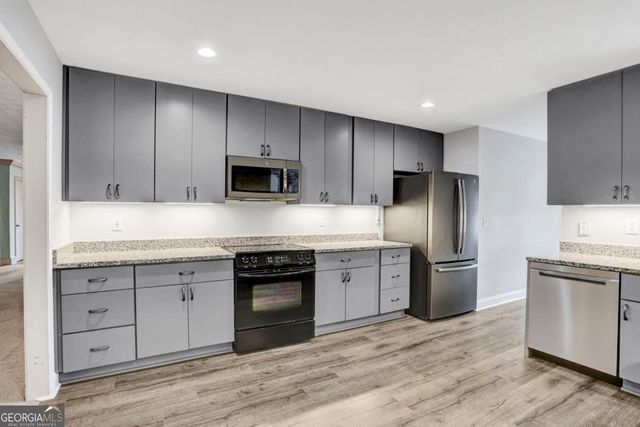 2001 Two Springs Way, Lawrenceville, GA 30043