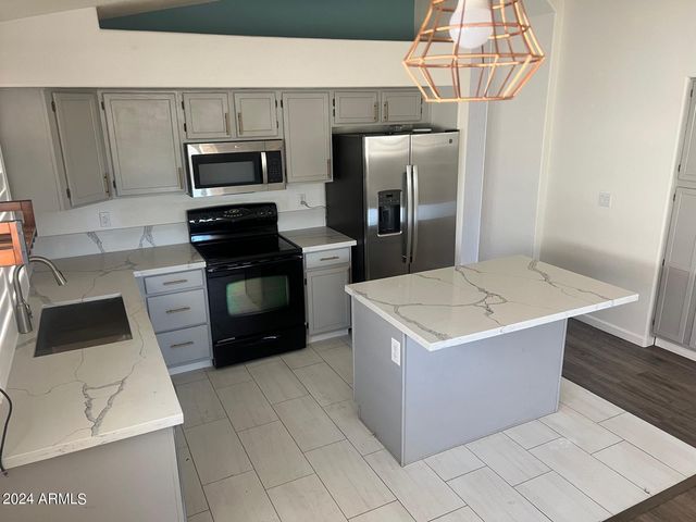 1218 W Myrna Lane, Tempe, AZ 85284