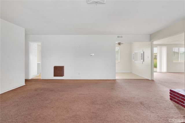 18190 Hiawatha Road, Apple Valley, CA 92307