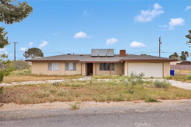 18190 Hiawatha Road, Apple Valley, CA 92307